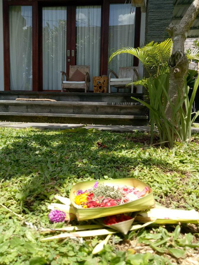 Guest House Reisya Nusa Dua  Extérieur photo